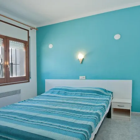 Yvonne L'Escala